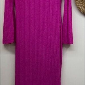 Elegant Pink Ribbed Dress